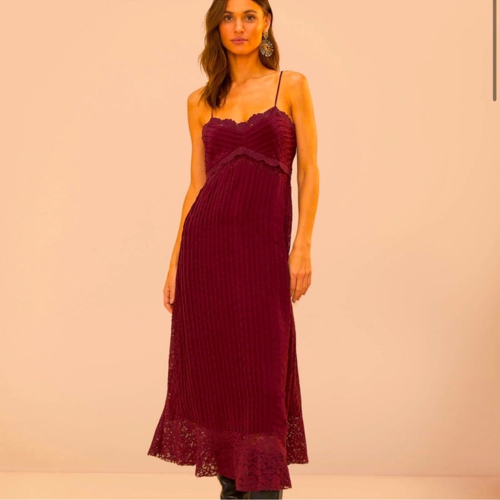 FARM Rio Purple Lace Sleeveless Midi Dress